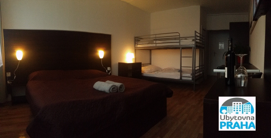 Pokoj Studio čtyřlůžkový